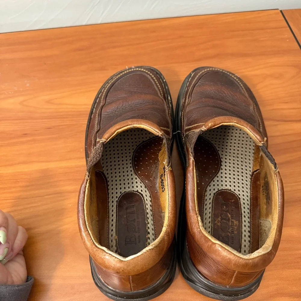 Born Men's Brown Leather Loafer Slip On‎ Casual Casual Versatile Comfort M9